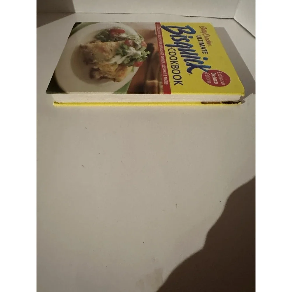 Betty Crocker Bisquick Cookbook HC Deluxe Edition 323 Recipes VGC